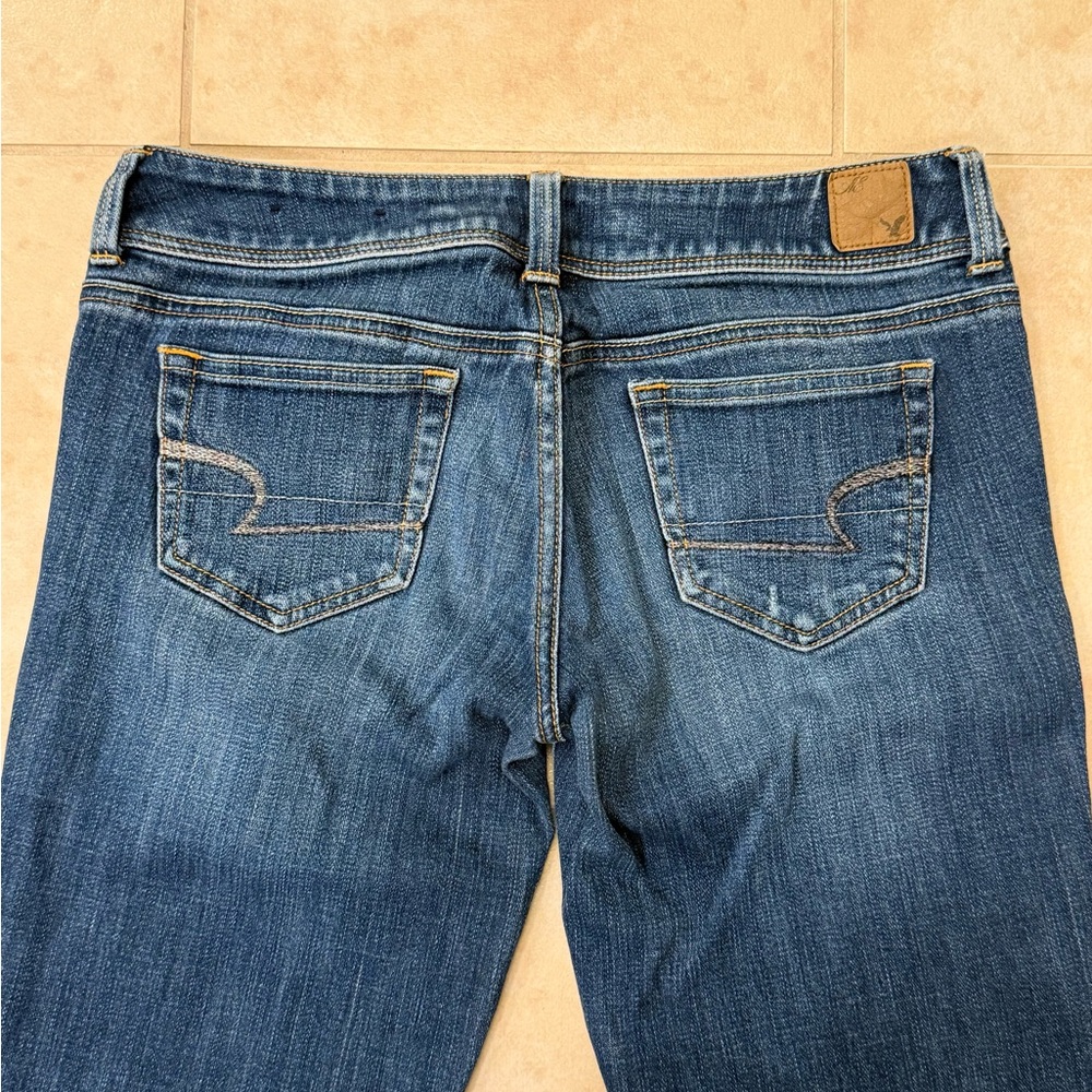 American Eagle Size 8 Slim Boot Cut Jeans with Distressed Details - Picture 6 of 7